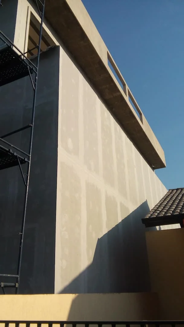 Edifício de Steel Frame — imagem 14 de 25