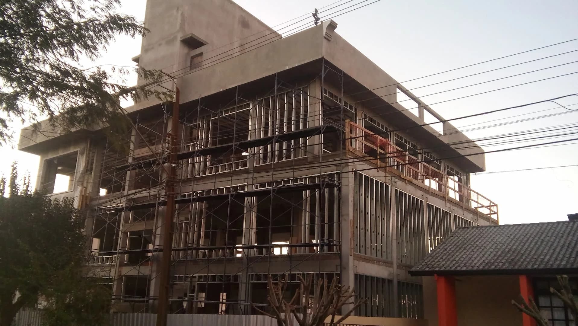 Edifício de Steel Frame — imagem 22 de 25