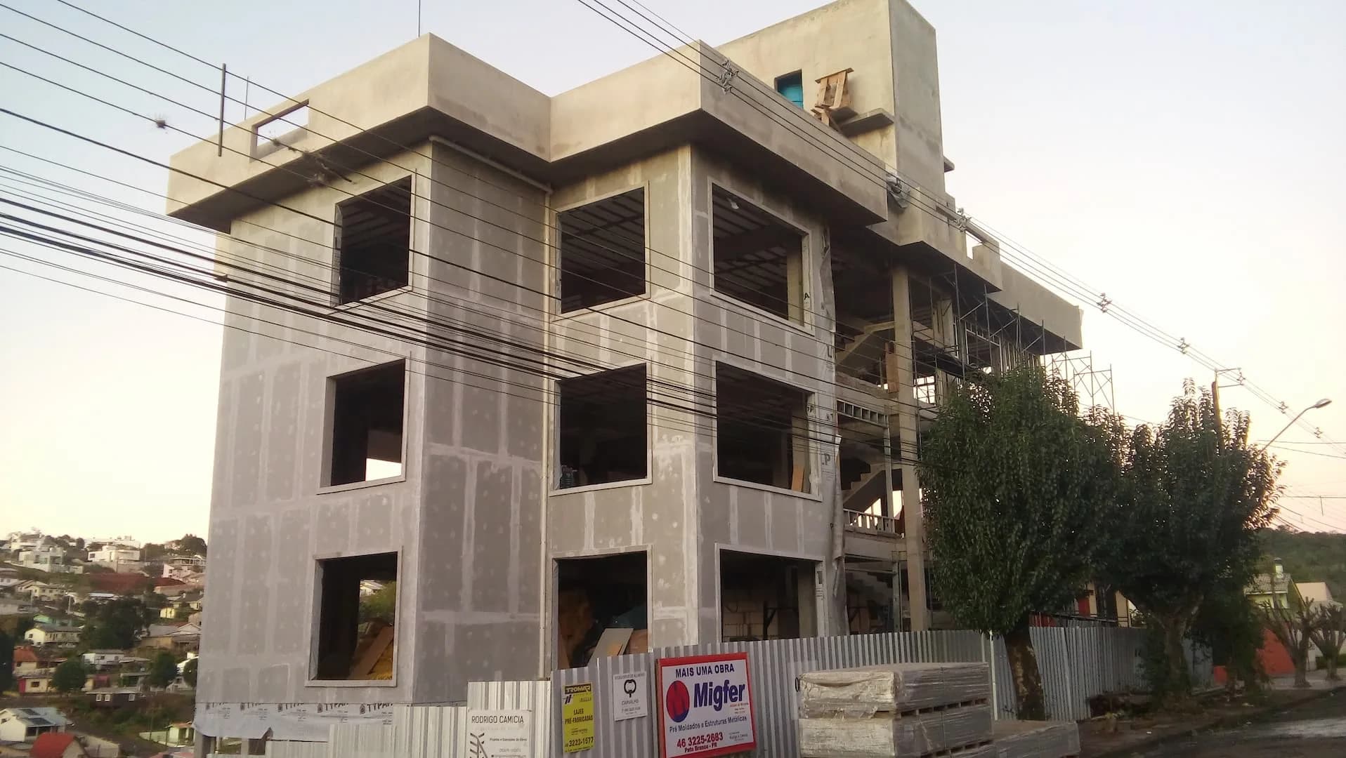 Edifício de Steel Frame — imagem 23 de 25
