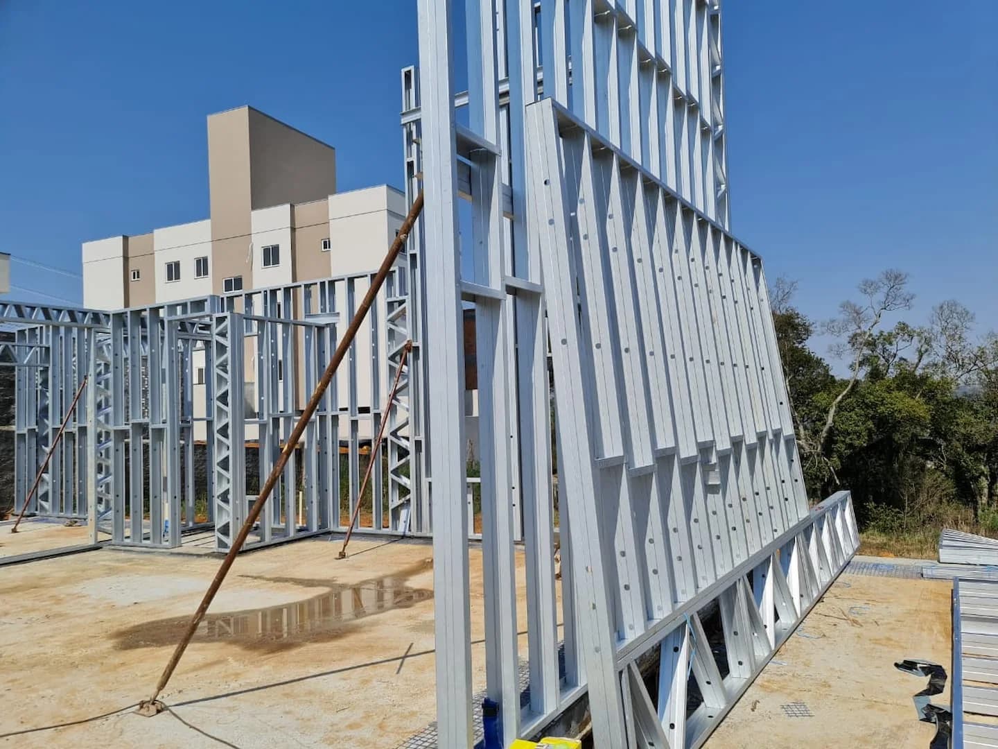 Residência de alto padrão — imagem 2 de 25