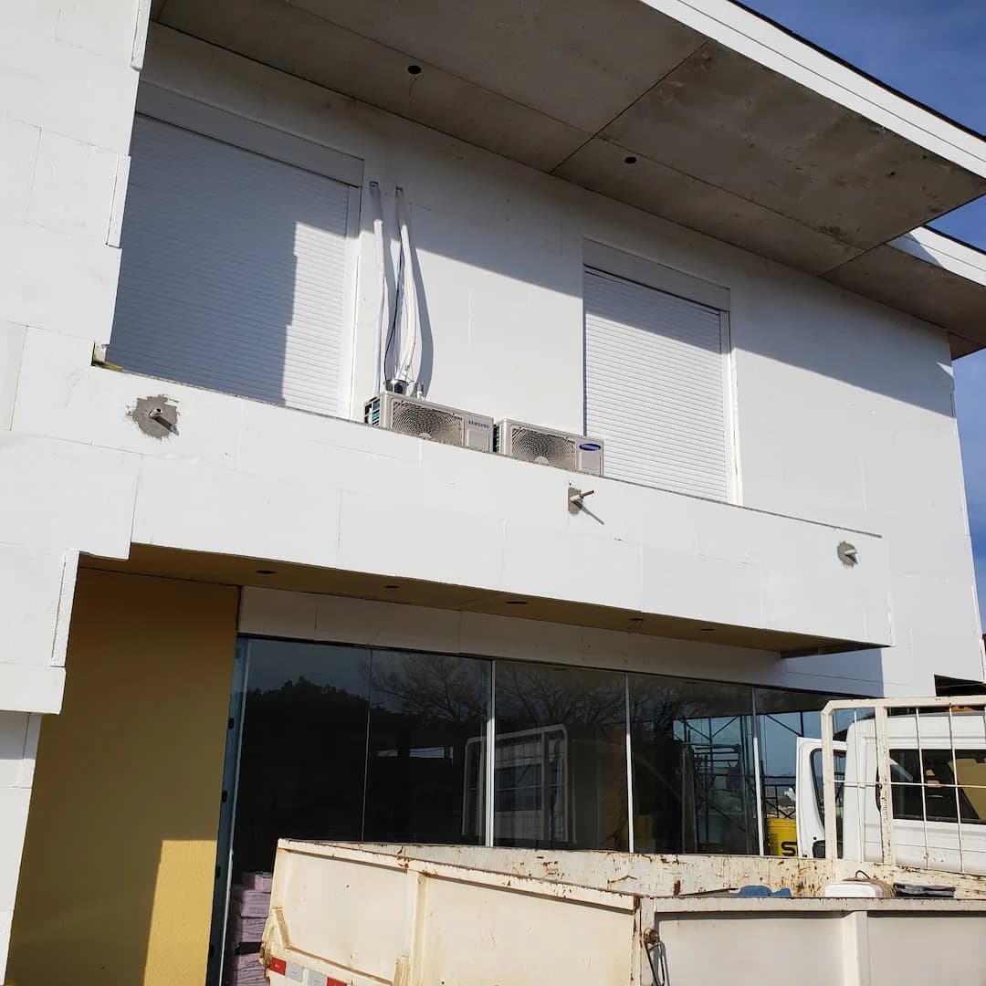 Sistema EIFS em residência — imagem 5 de 15