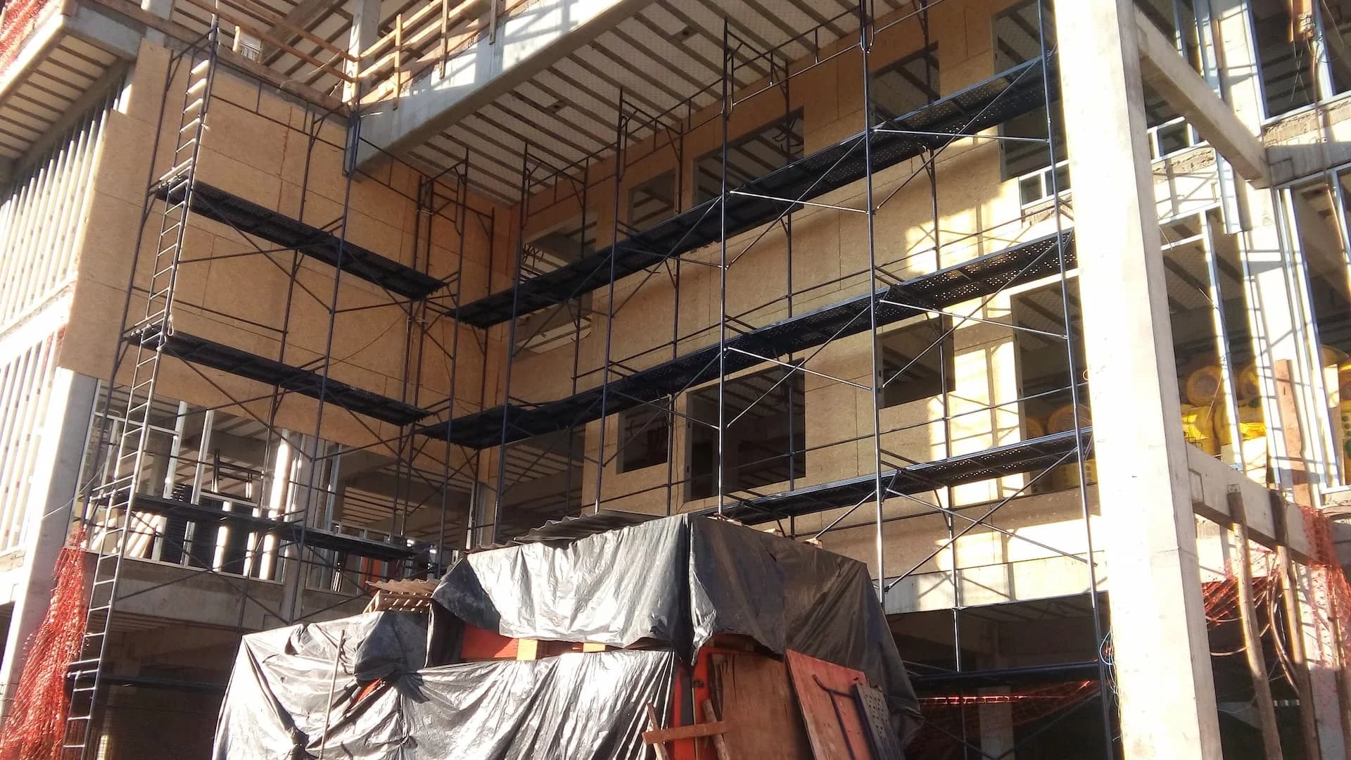 Edifício de Steel Frame, obra da Poli Steel em Pato Branco, PR